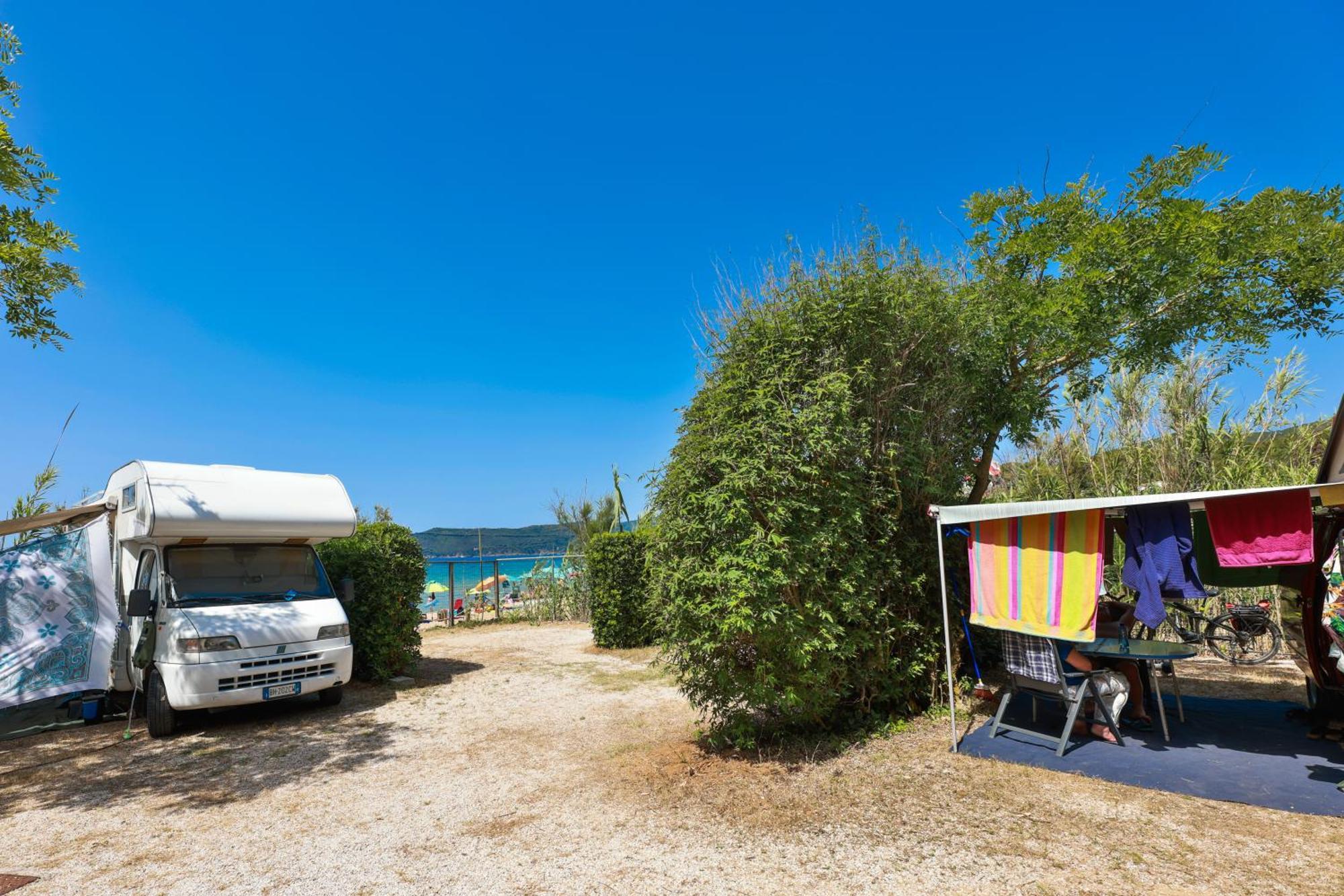 Camping Bungalow Lido Hotel Capoliveri  Exterior photo