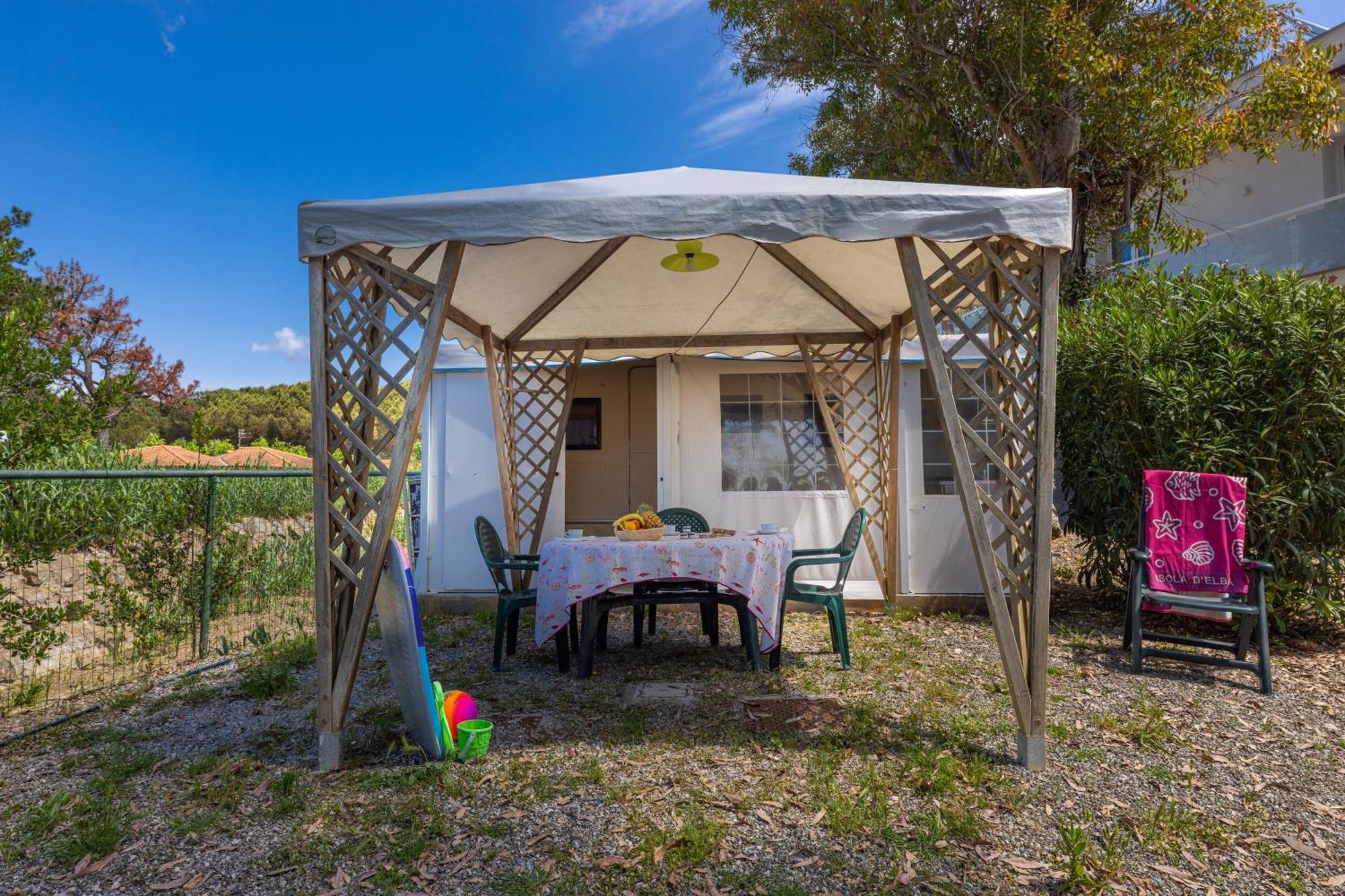 Camping Bungalow Lido Hotel Capoliveri  Exterior photo